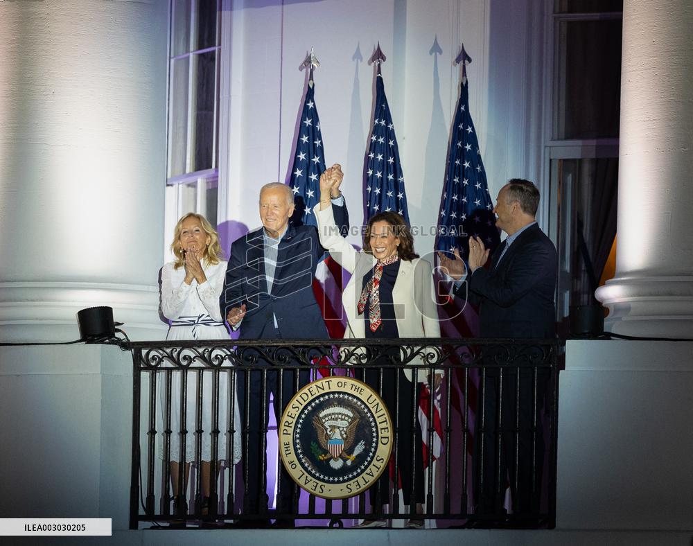 XINHUA PHOTOS OF THE DAY