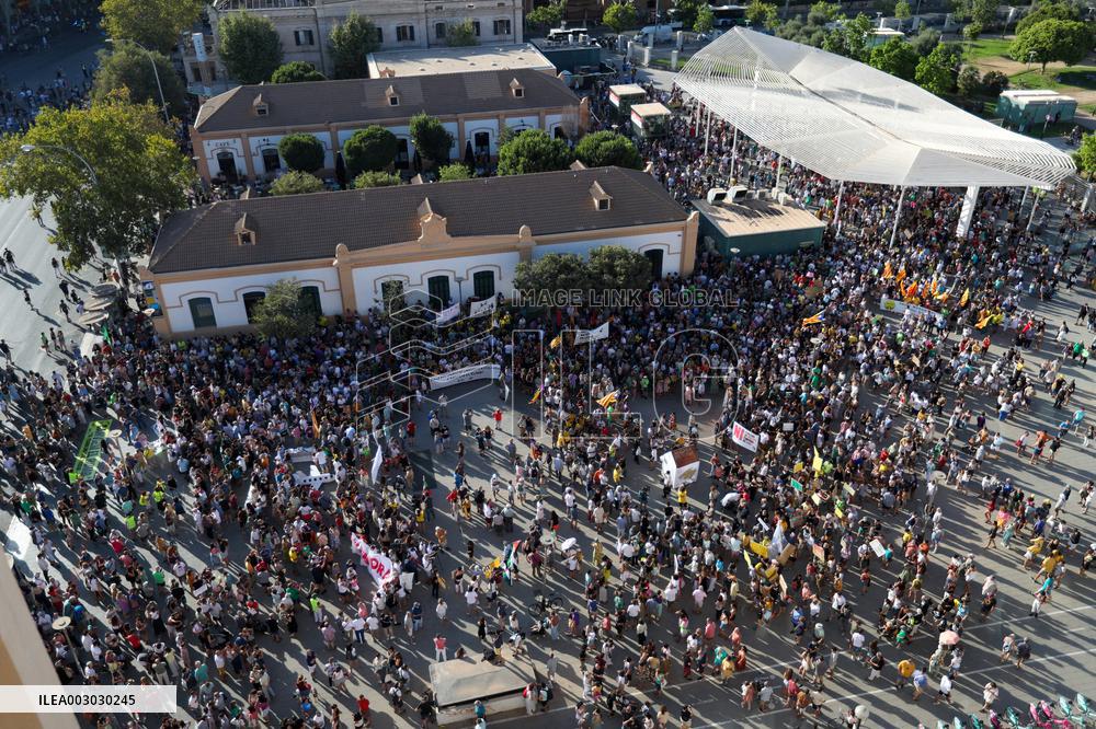 Thousands Protest Against Mass Tourism - Mallorca