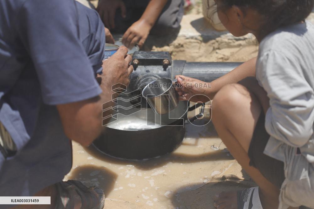 Polio Detected In Sewage Water - Gaza
