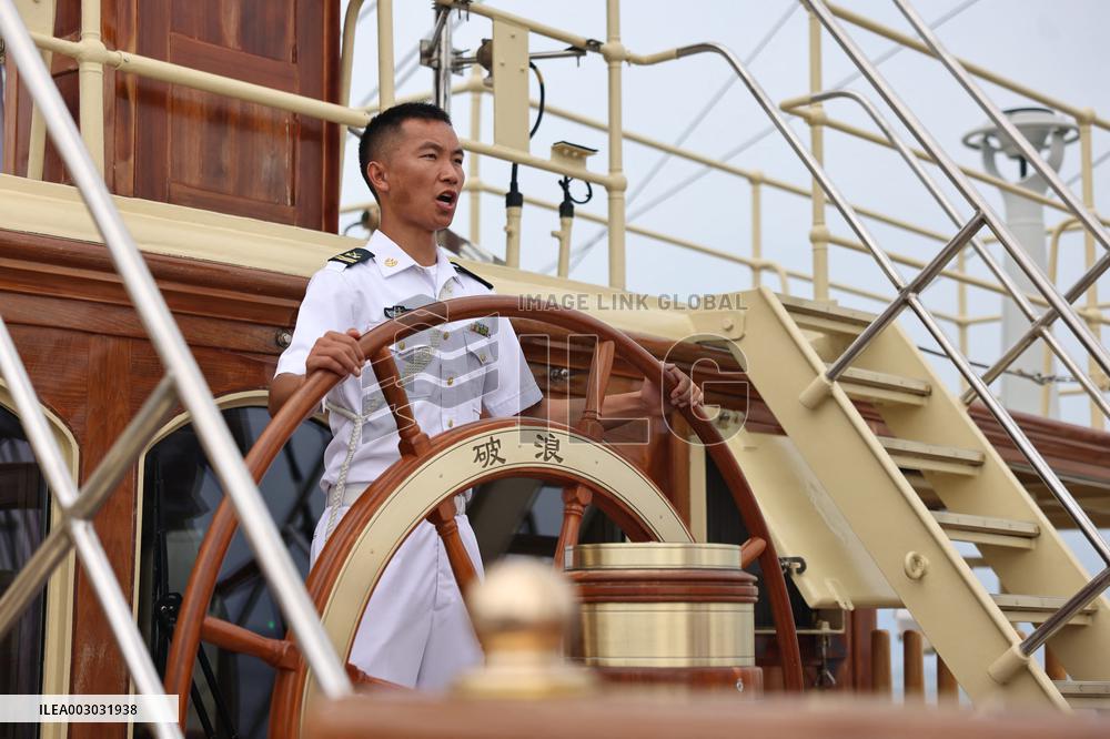 CHINA-LIAONING-NAVAL ACADEMY-MILITARY ATTACH?S-VISIT (CN)