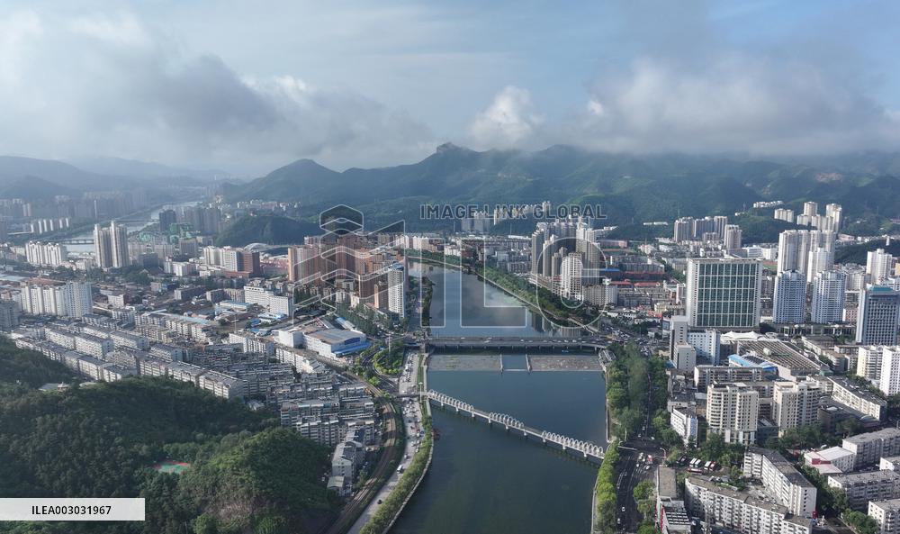 (FlyOverChina)CHINA-HEBEI-CHENGDE-AERIAL VIEW (CN)