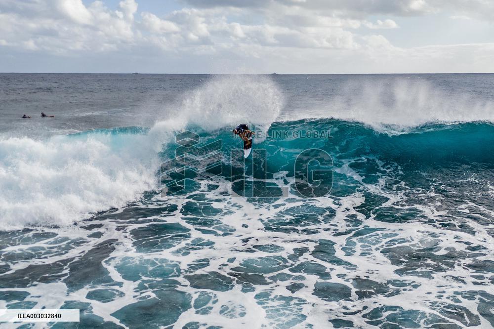 (PARIS2024)FRENCH POLYNESIA-TAHITI-SUFRING-TRAINING