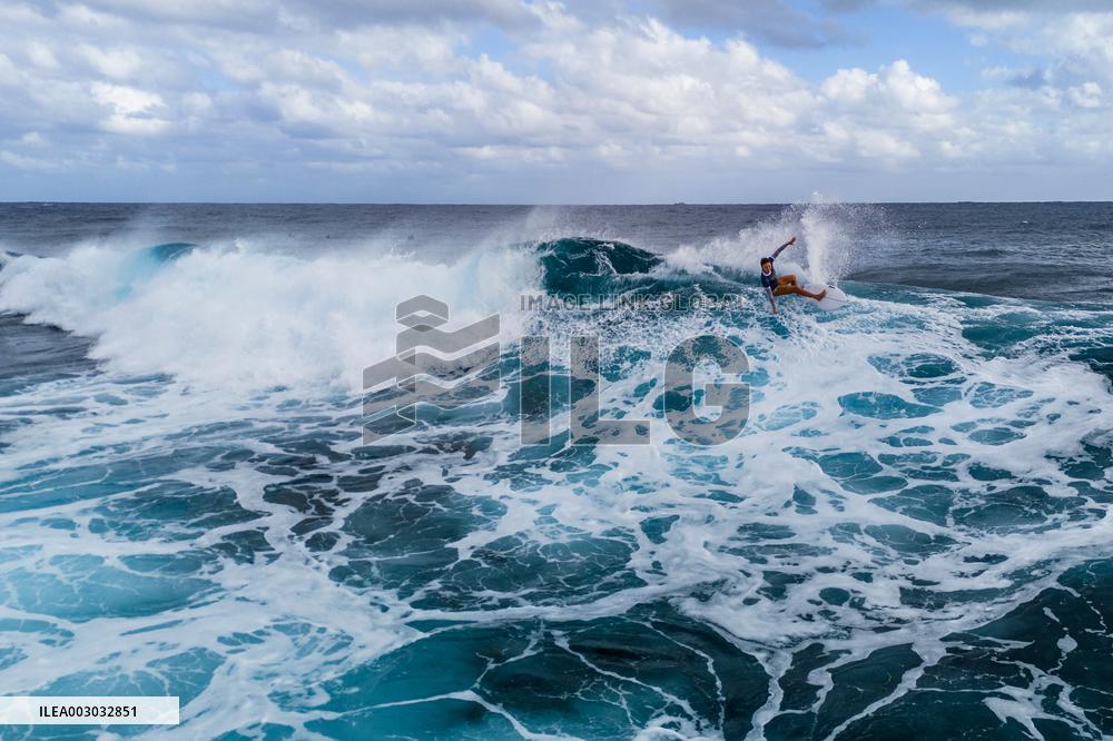 (PARIS2024)FRENCH POLYNESIA-TAHITI-SUFRING-TRAINING