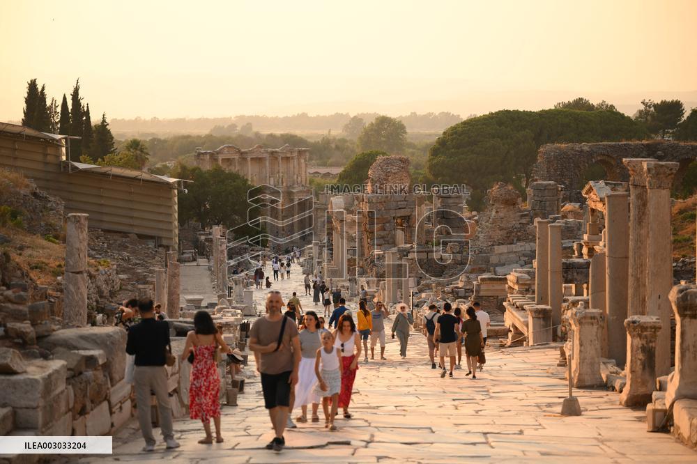 T?RKIYE-IZMIR-EPHESUS