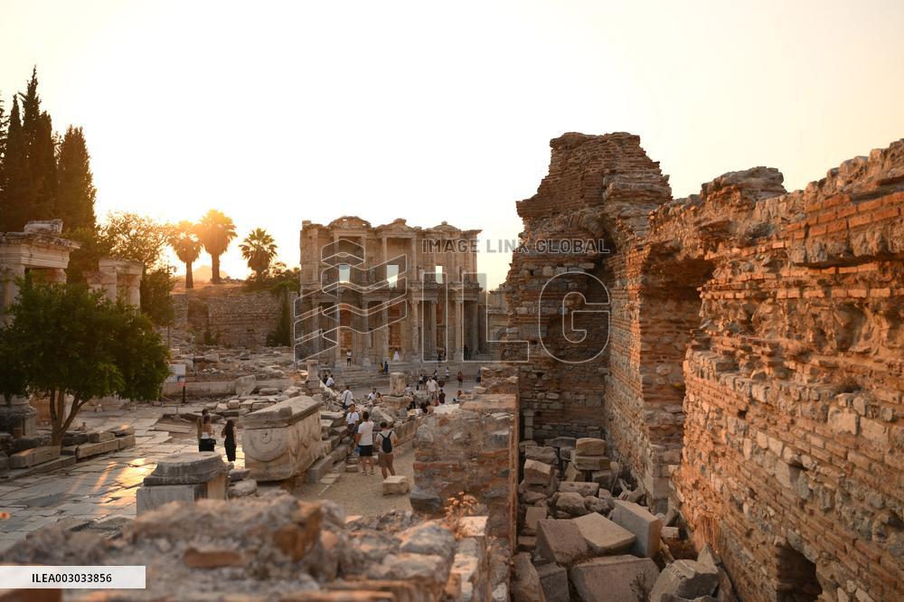 Tourists Visit The Ancient City Of Ephesus - Izmir