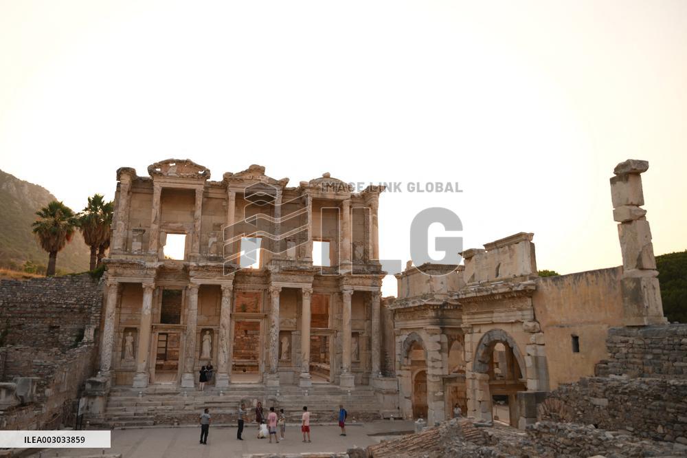 Tourists Visit The Ancient City Of Ephesus - Izmir