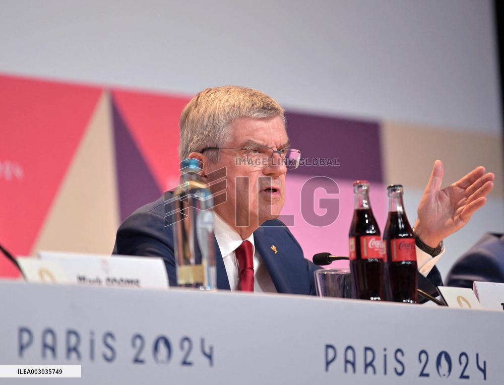 (PARIS2024)FRANCE-PARIS-IOC SESSION-DAY 1-PRESS CONFERENCE