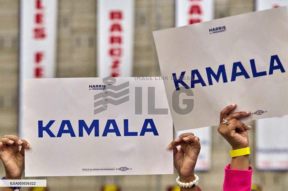 Kamala Harris Slams Trump At First Rally - Milwaukee