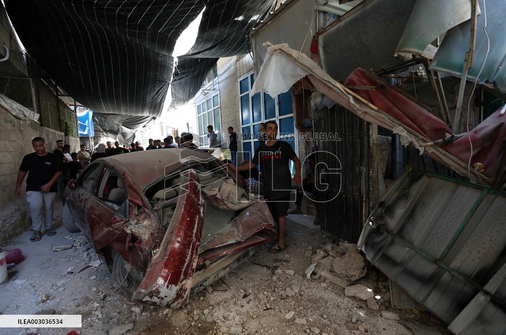 7 Palestinians Killed In Israeli Raids - West Bank