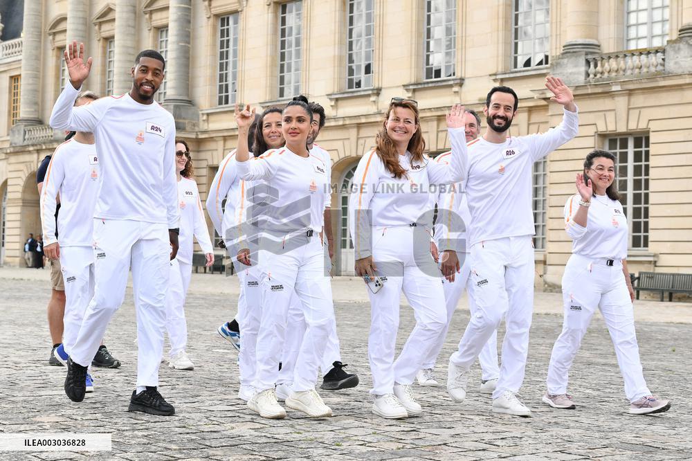 Paris 2024 - Salma Hayek Torch Relay