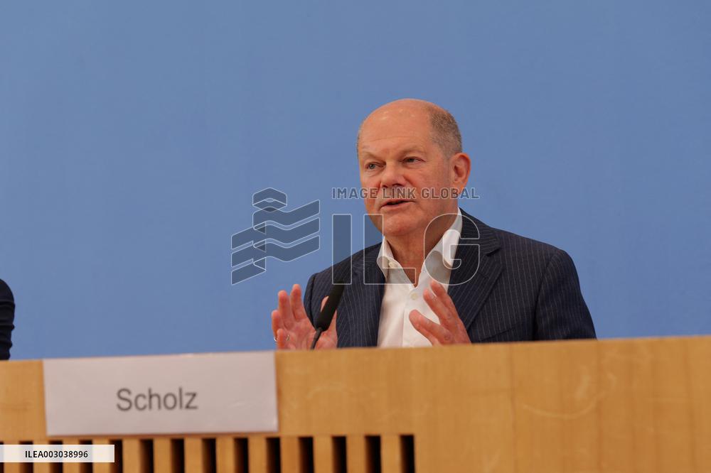 GERMANY-BERLIN-SCHOLZ-2ND TERM-RUNNING-WILLINGNESS