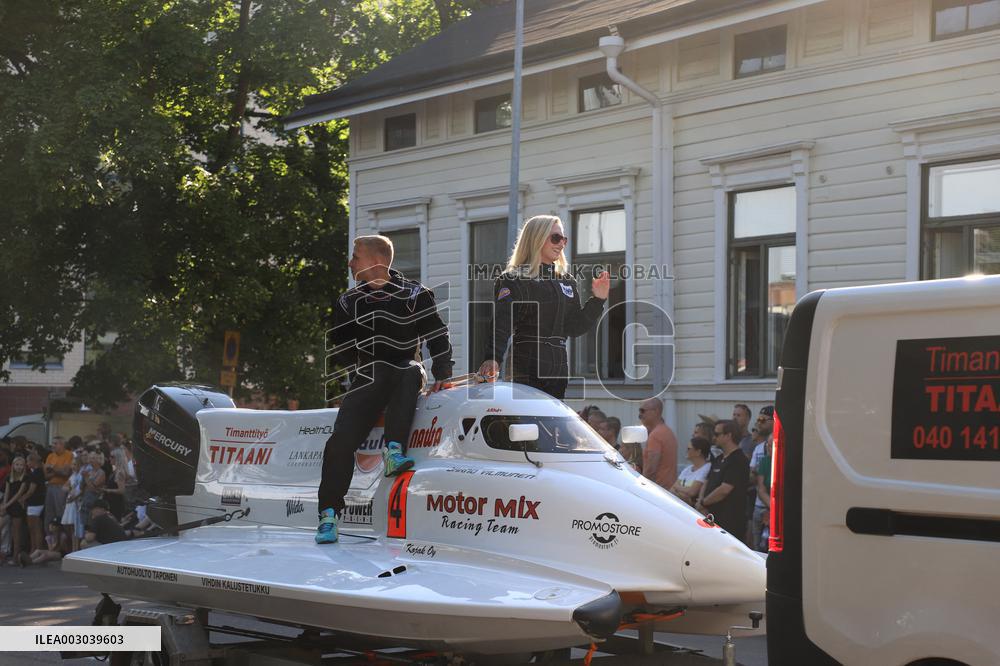 FINLAND-KOTKA-MARITIME FESTIVAL-PARADE