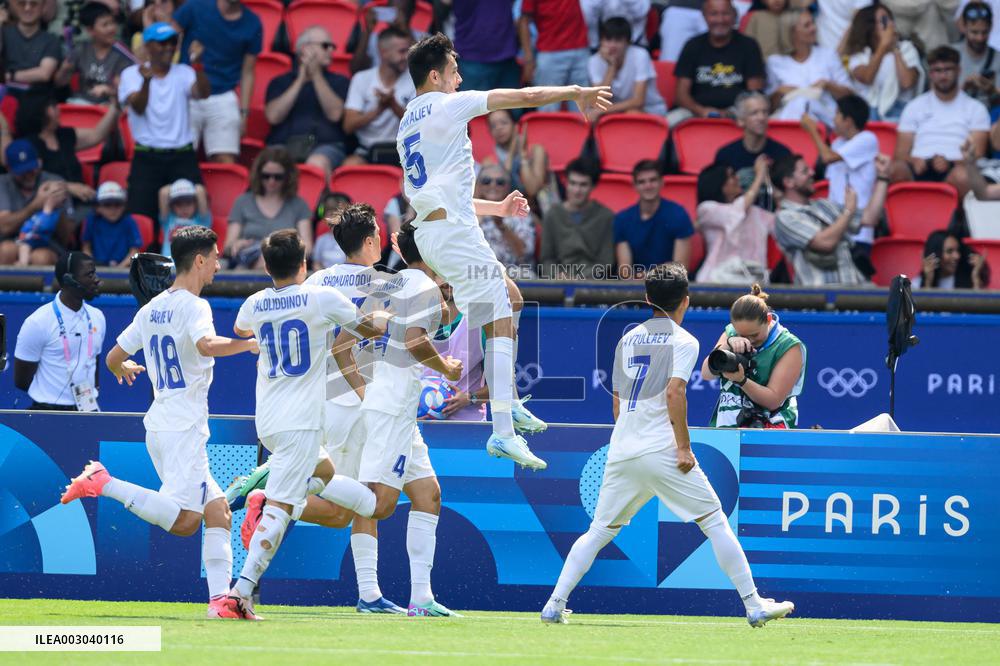 Paris 2024 - Uzbekistan v Spain