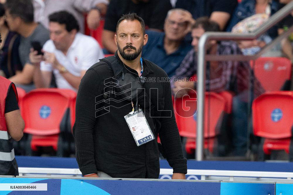 Paris 2024 - Security during Israel v Mali