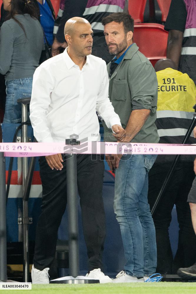 Paris 2024 - Security during Israel v Mali