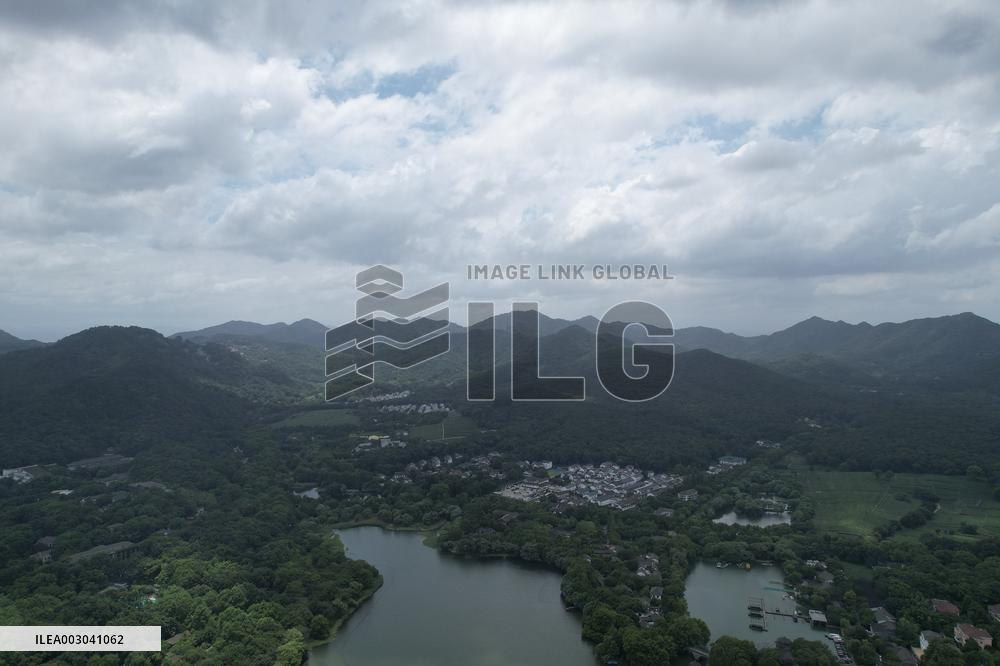 Typhoon Kaem Hit Hangzhou