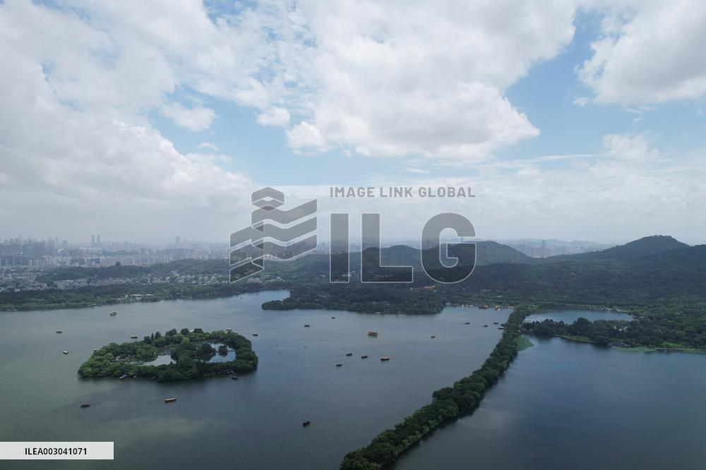 Typhoon Kaem Hit Hangzhou