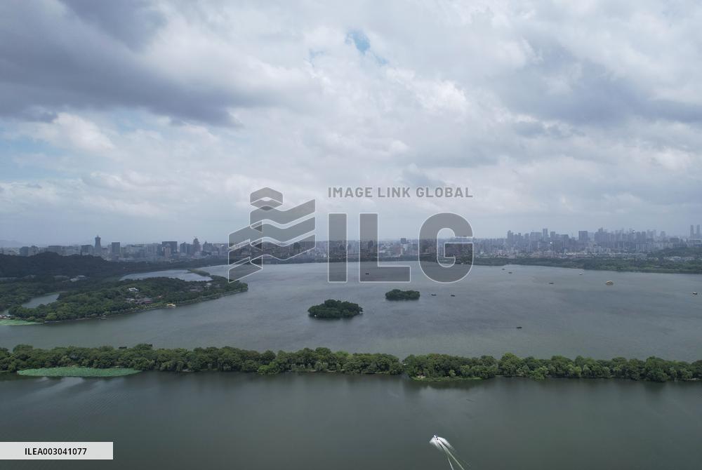 Typhoon Kaem Hit Hangzhou