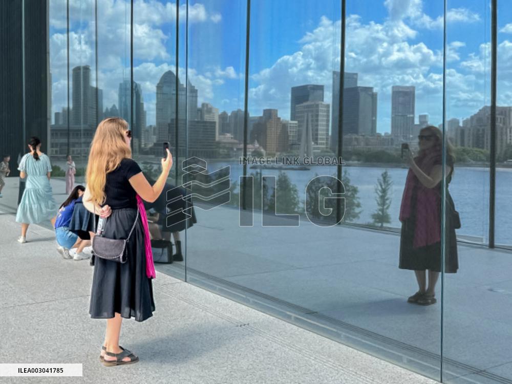 CHINA-SHANGHAI-INTERNET CELEBRITIES-VISIT (CN)