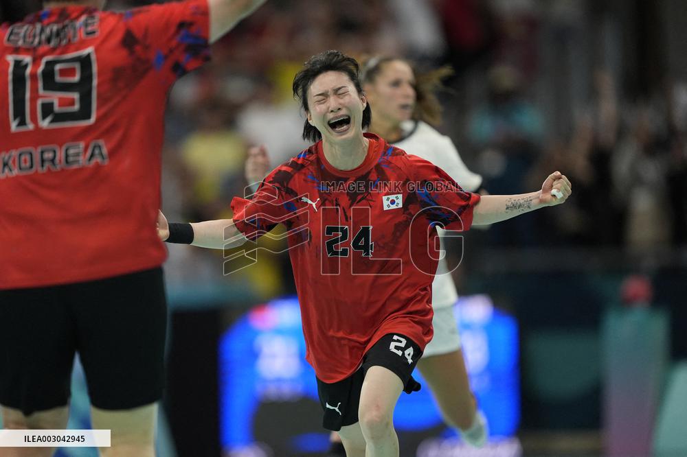 Paris 2024 - Handball - Germany v South Korea