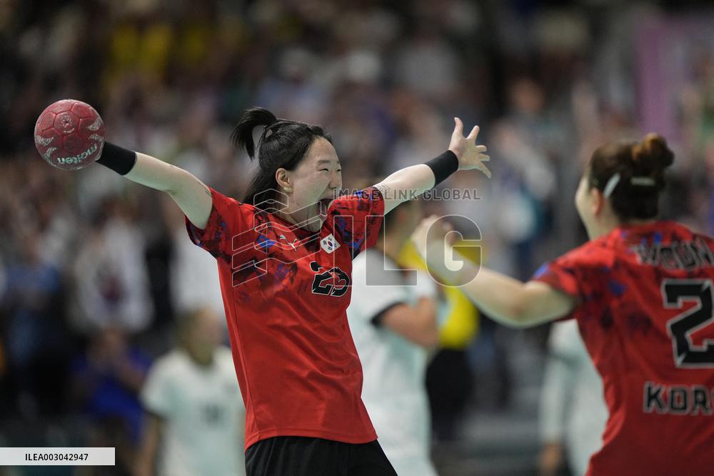 Paris 2024 - Handball - Germany v South Korea