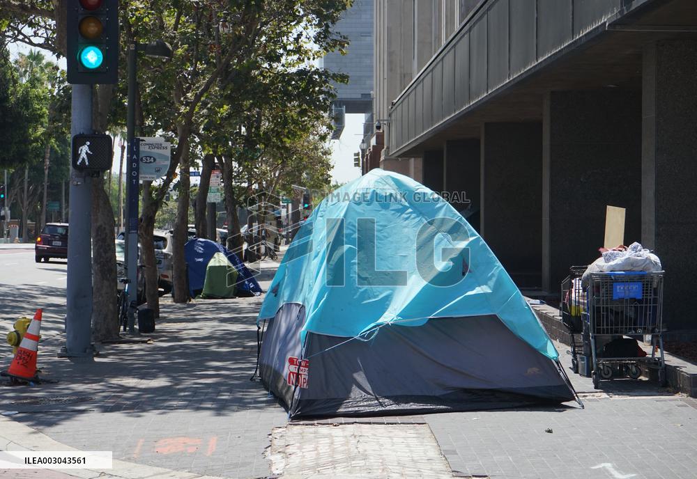 U.S.-CALIFORNIA-LOS ANGELES-HOMELESS ENCAMPMENTS