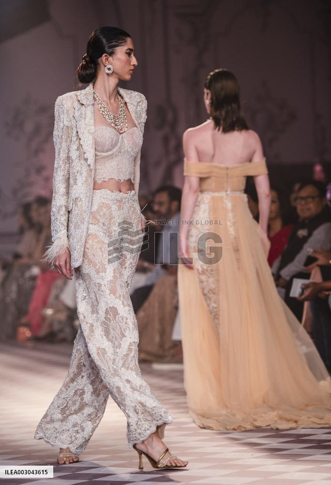 INDIA-NEW DELHI-INDIA COUTURE WEEK