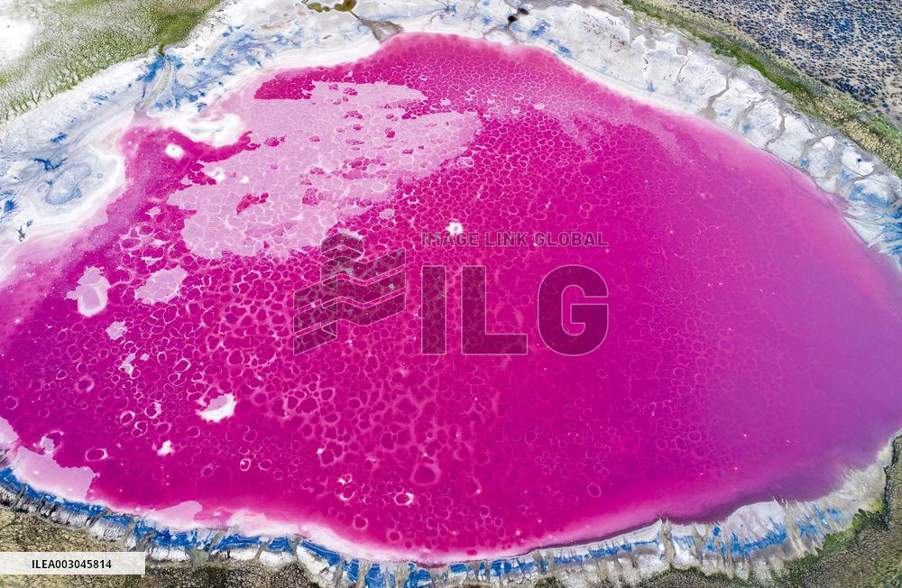 Badain Jaran Desert sand Mountain Lake Group Inscribed on World Heritage List