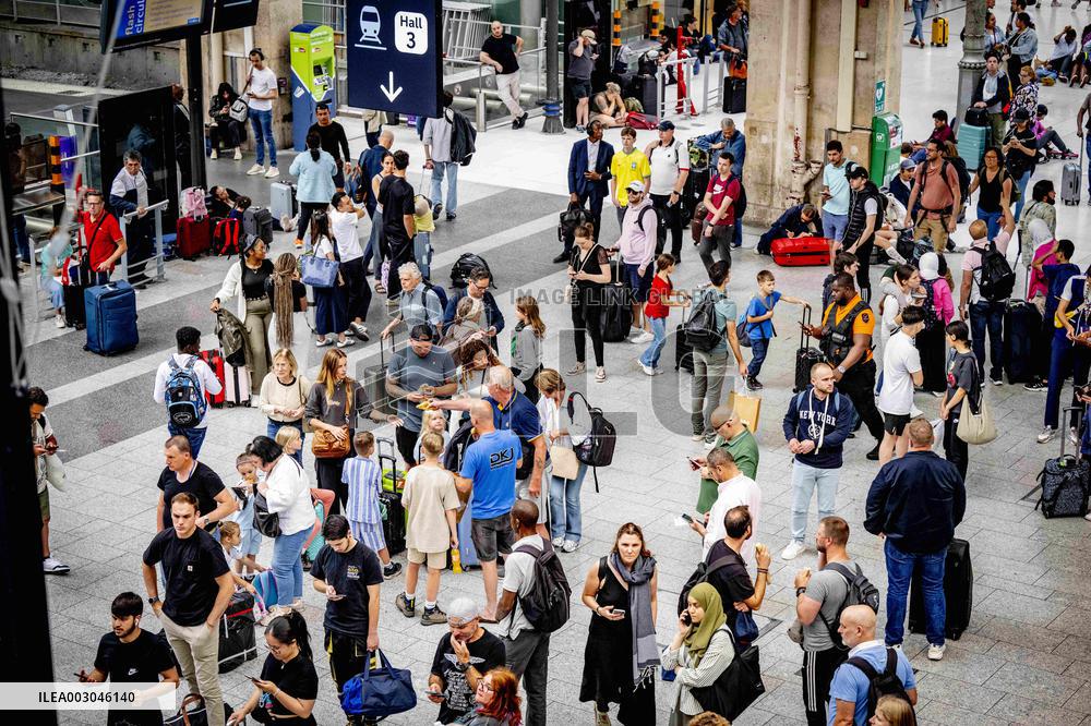 Massive Attack Halts Trains Across France