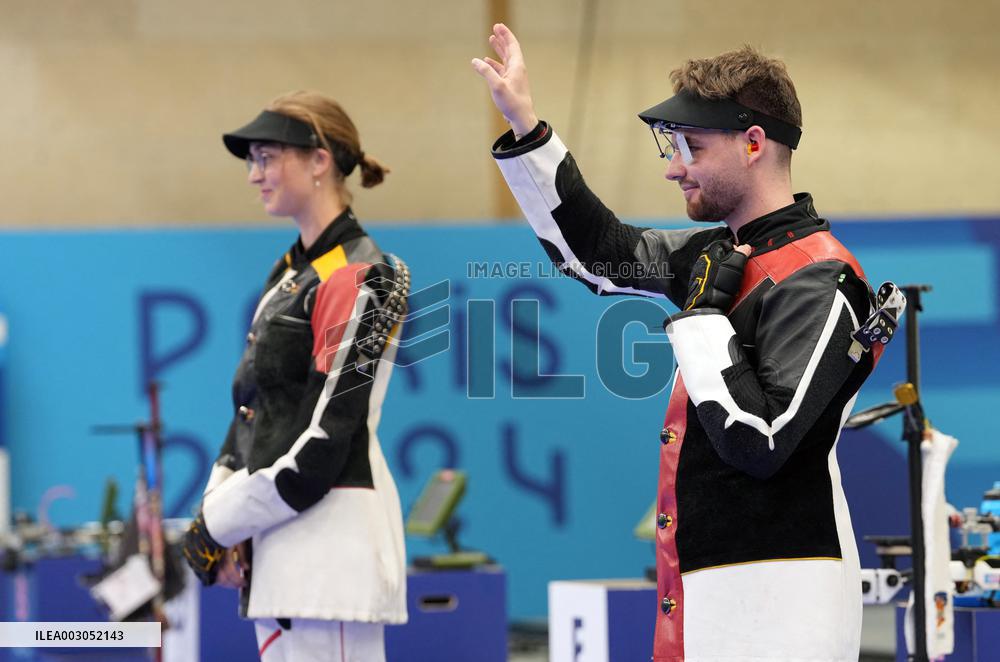 (PARIS2024)FRANCE-CHATEAUROUX-SHOOTING-10M AIR RIFLE MIXED TEAM-BRONZE MEDAL MATCH