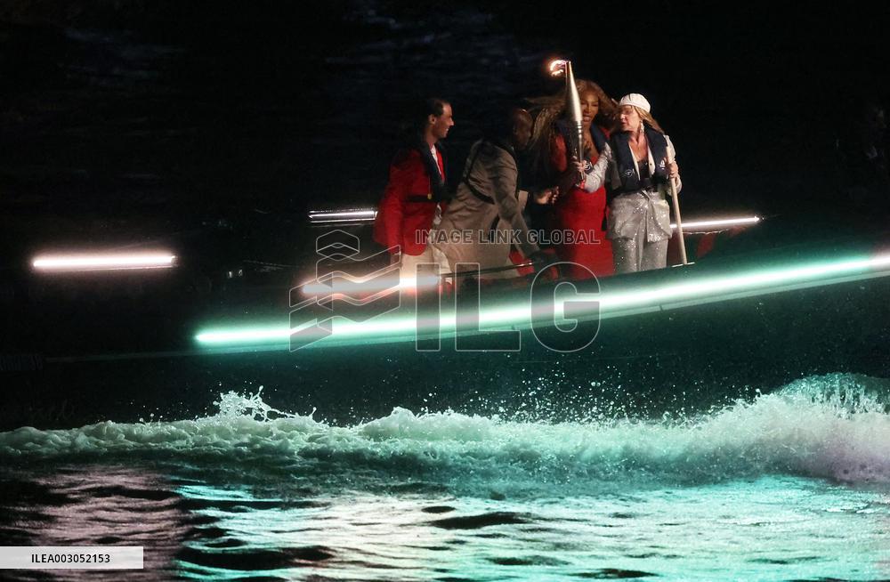 Paris 2024 - Torch Departing From Iena Bridge Towards Tuileries Gardens