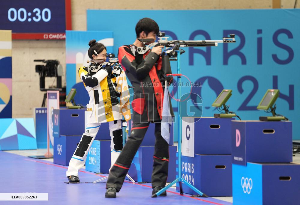(PARIS2024)FRANCE-CHATEAUROUX-SHOOTING-10M AIR RIFLE MIXED TEAM-GOLD MEDAL MATCH