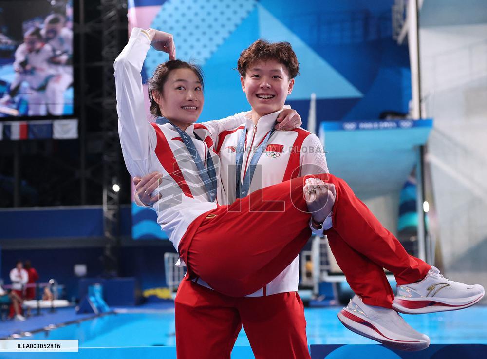 Paris 2024 - Gold Medalists In Women's Synchronised 3M Springboard Final Of Diving