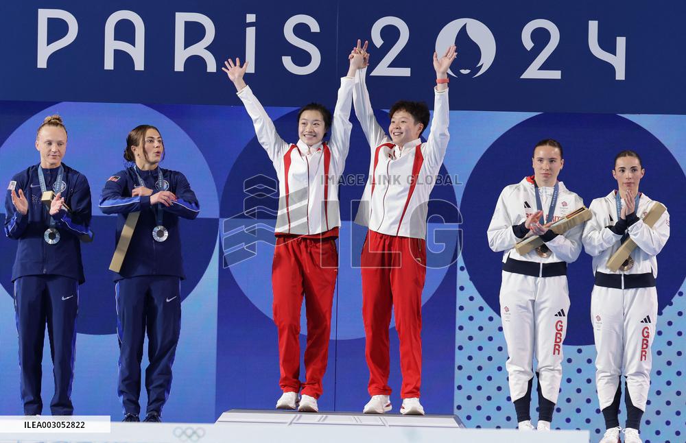 Paris 2024 - Gold Medalists In Women's Synchronised 3M Springboard Final Of Diving