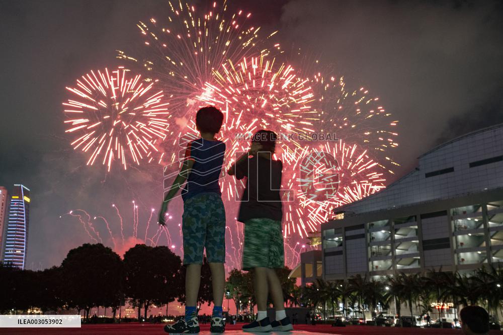 SINGAPORE-FIREWORKS