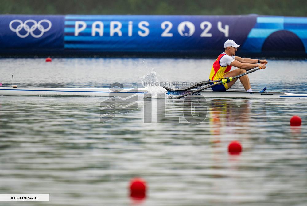 (PARIS2024)FRANCE-VAIRES-SUR-MARNE-ROWING-HEAT