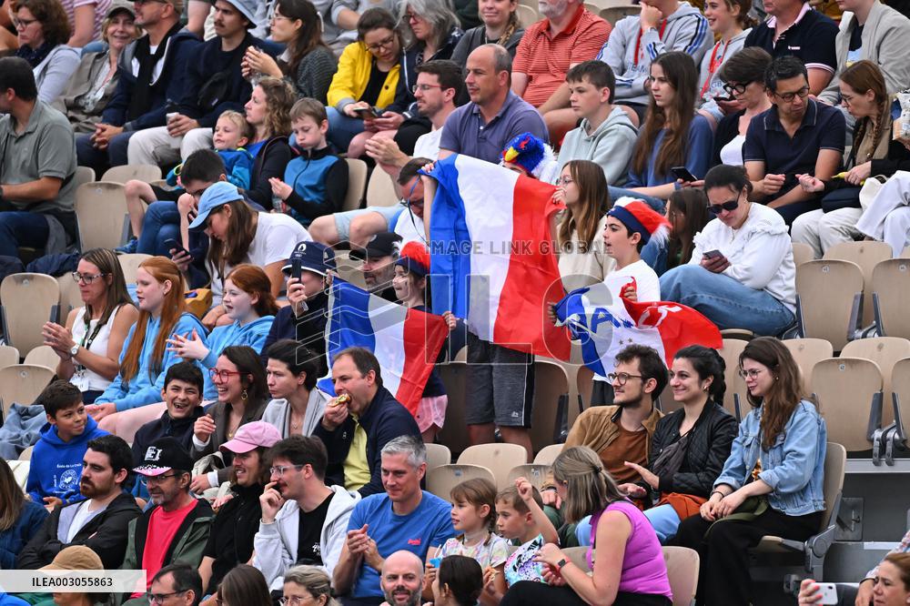 Paris 2024 - Tennis - Caroline Garcia v Jaqueline Cristia