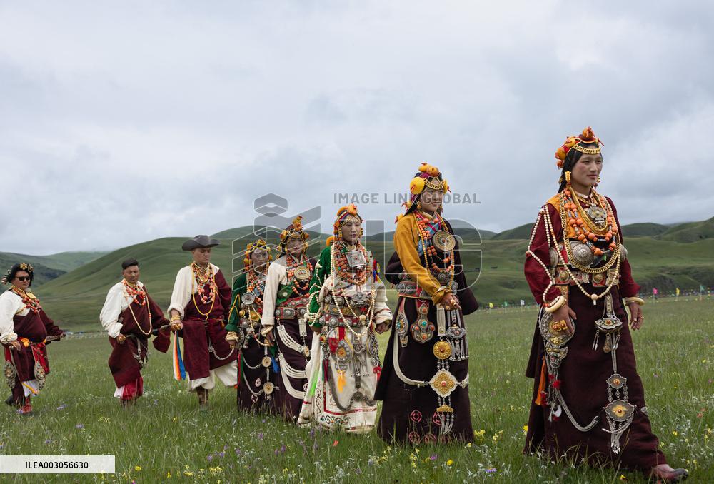 (SichuanMosaics)CHINA-SICHUAN-GARZE-RURAL FOLK EVENT (CN)