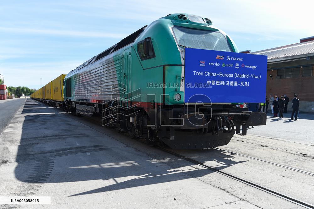 Xinhua Headlines: Hitting 10,000 trips in less than 200 days, China-Europe freight train service witnesses accelerated developme