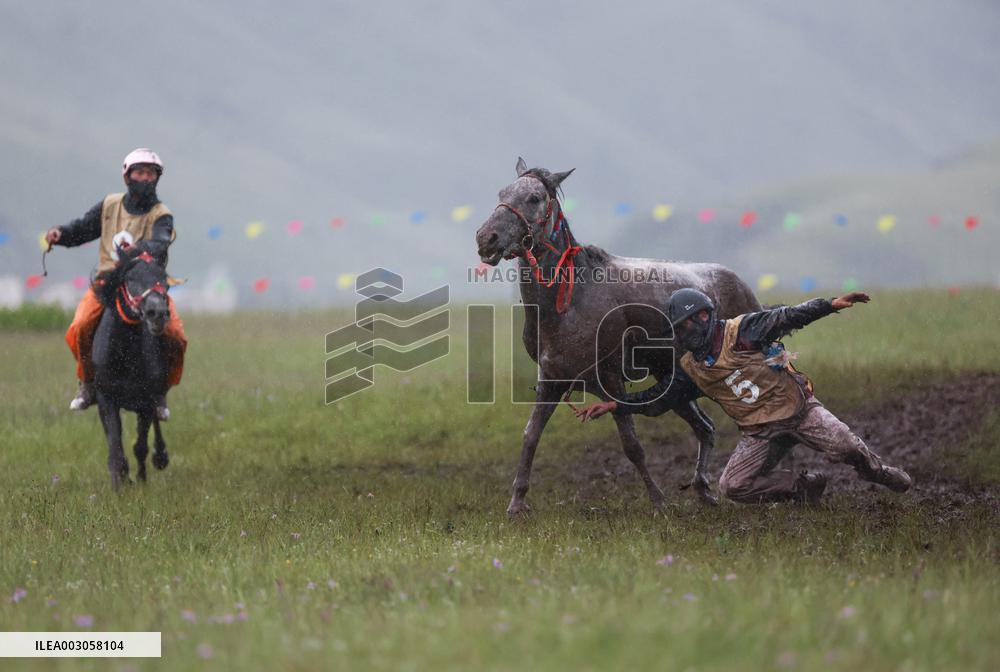 (SichuanMosaics)CHINA-SICHUAN-GARZE-RURAL FOLK EVENT (CN)