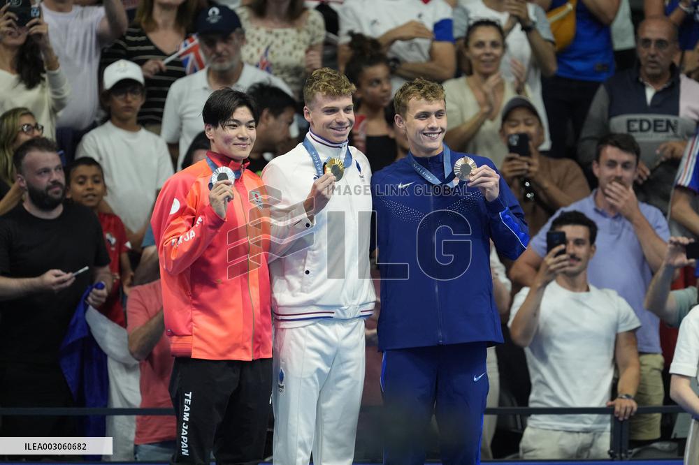 Paris 2024 - 400m - Leon Marchand Beats Olympic Record