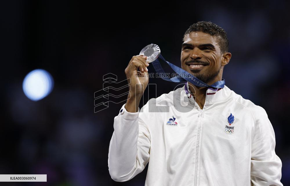 (PARIS2024) FRANCE-PARIS-OLY-FENCING