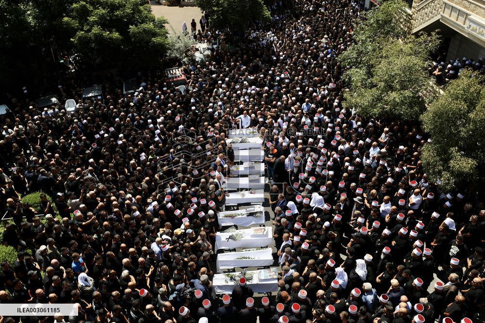 XINHUA PHOTOS OF THE DAY