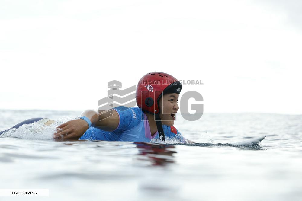 Paris 2024 - Women's Round 1 Heat Of Surfing