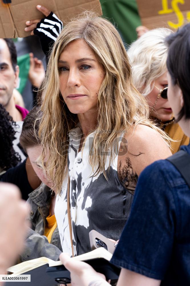 Jennifer Aniston Joins A Climate Change Protest Filming The Morning Show - NYC