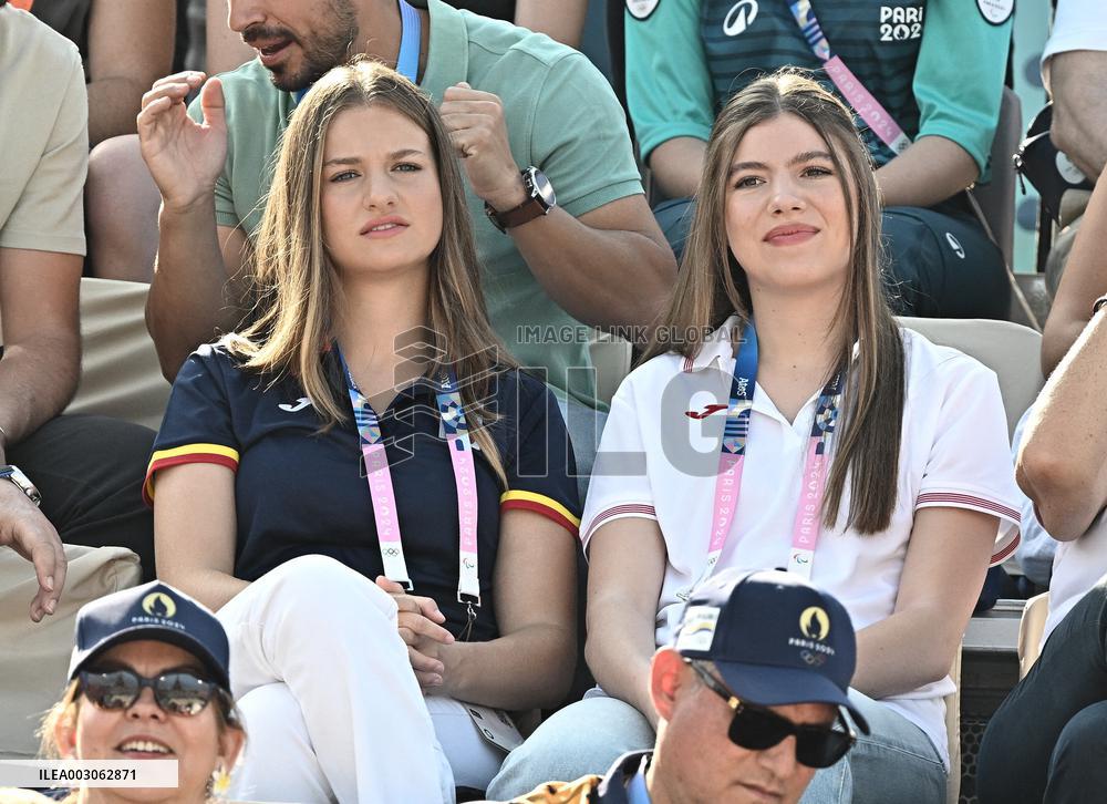 Paris 2024 - Princess Leonor And Sofia At Beach Volley