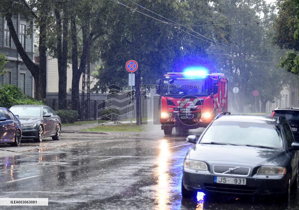 Rain and storm in Riga