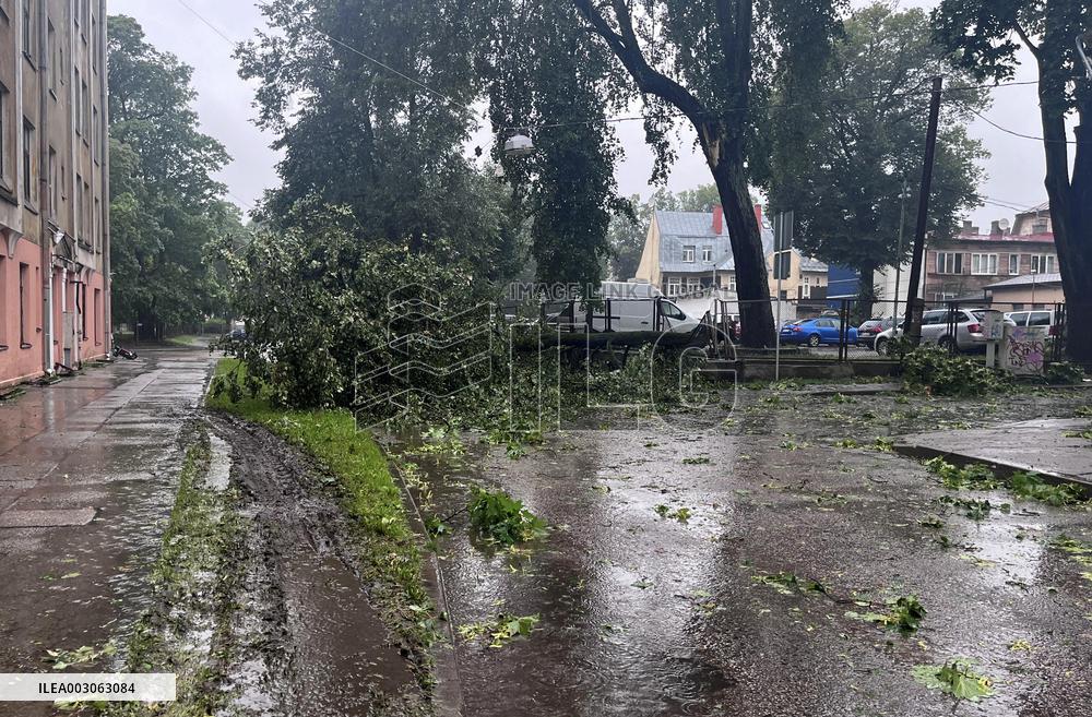 Rain and storm in Riga