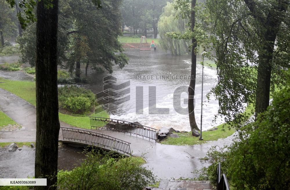 Rain and storm in Riga