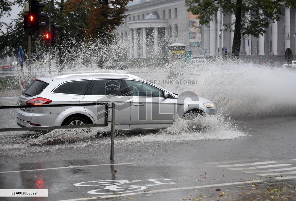 Rain and storm in Riga